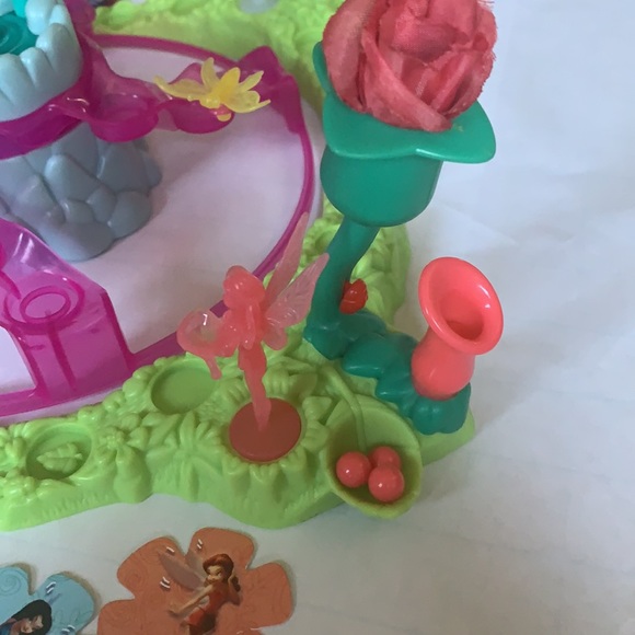 Ravensburger Disney Fairies Magical Flower Garden Game 5+ - Picture 11 of 16